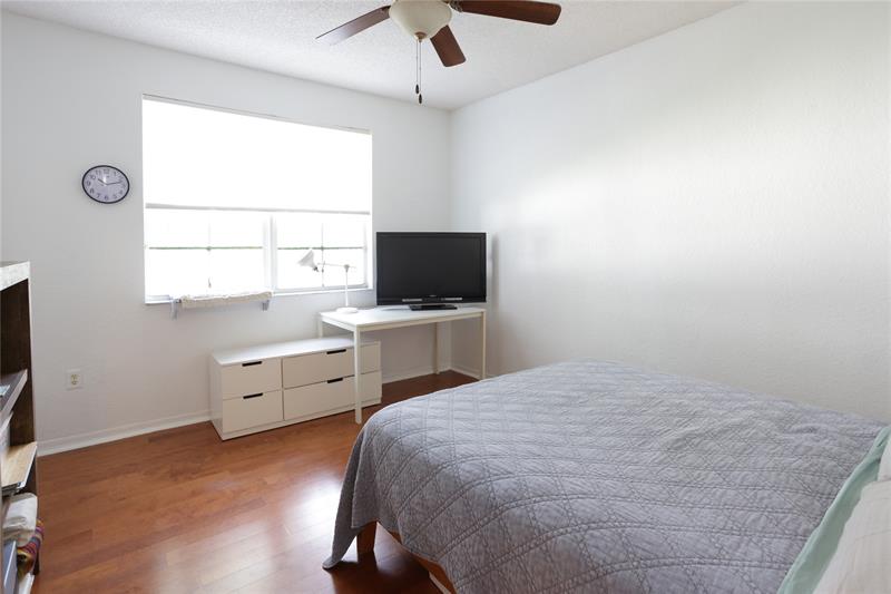 Image 15 of 23 For 1805 Flagler Dr  208