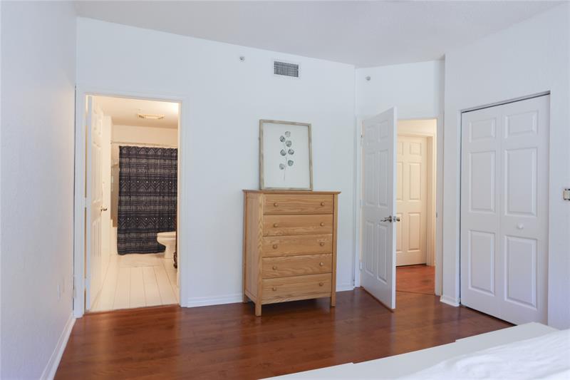 Image 16 of 23 For 1805 Flagler Dr  208