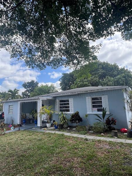 Image 4 of 10 For 10521 35th Ct