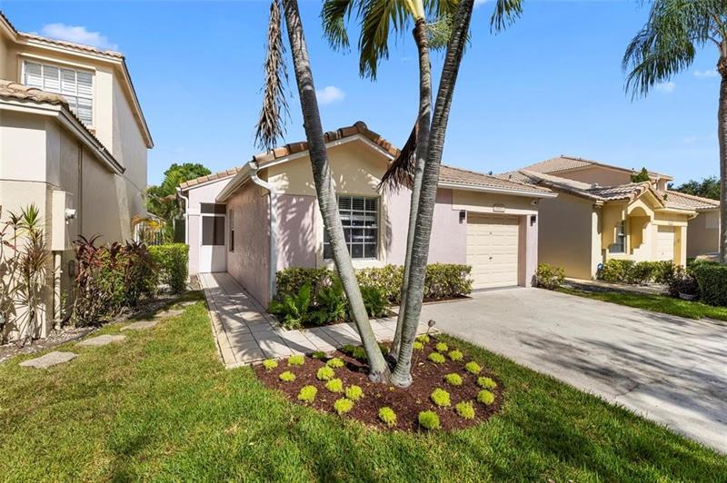 Image 3 of 16 For 5839 Eagle Cay Ter