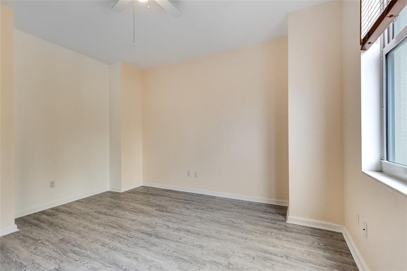 Image 28 of 72 For 511 5th Ave  1621
