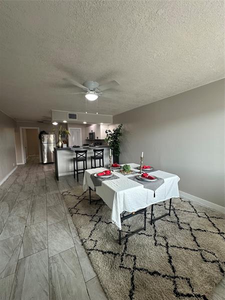 Image 6 of 20 For 2175 56th St  106