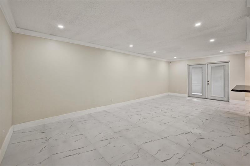 Image 12 of 44 For 3336 Quail Close