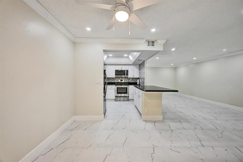 Image 15 of 44 For 3336 Quail Close