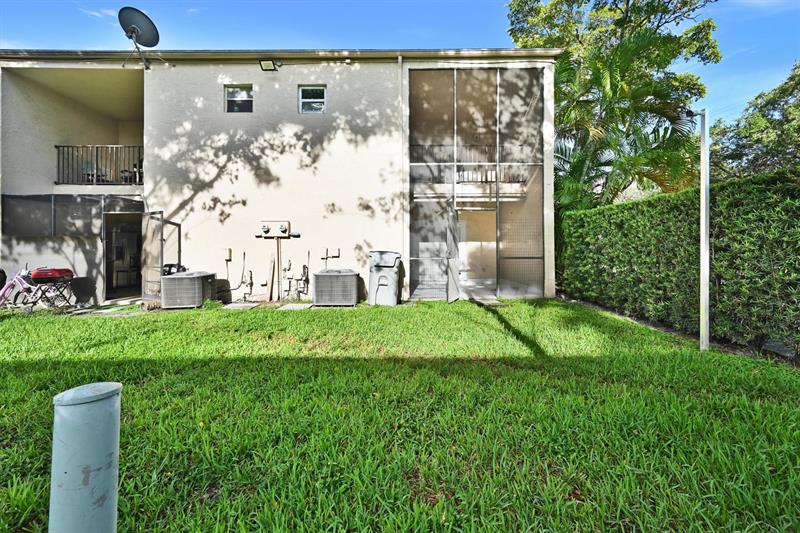 Image 40 of 44 For 3336 Quail Close