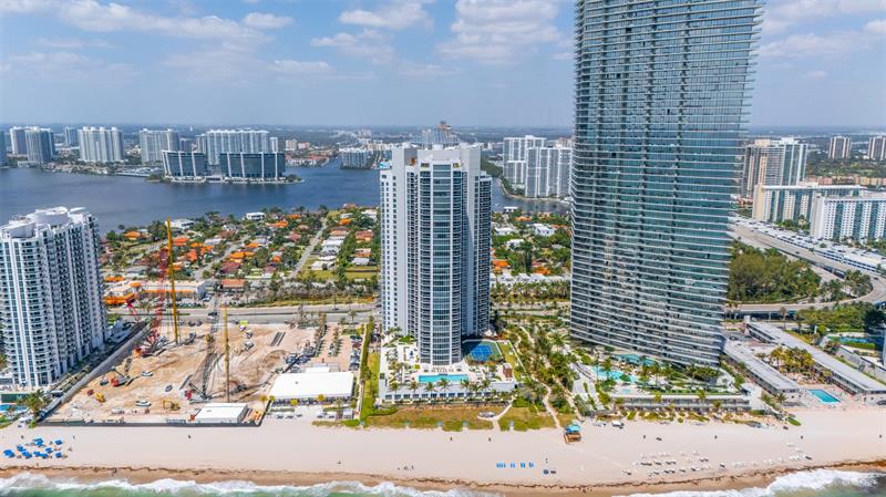 Image 51 of 53 For 18911 Collins Ave  3003