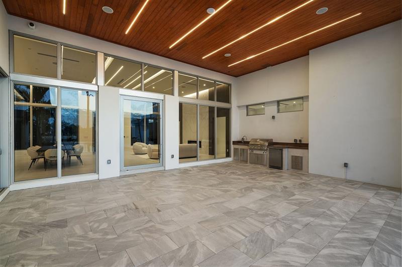 Image 67 of 77 For 5747 63rd Way