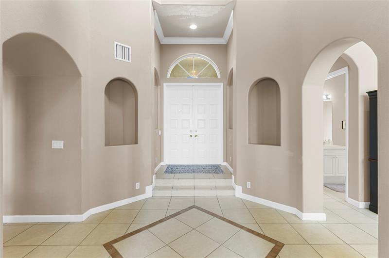 Image 16 of 97 For 18932 33rd Ct