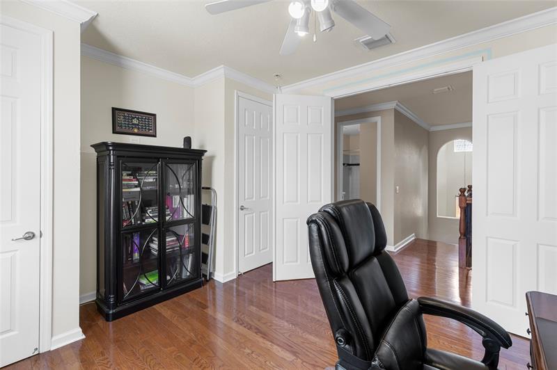 Image 19 of 97 For 18932 33rd Ct