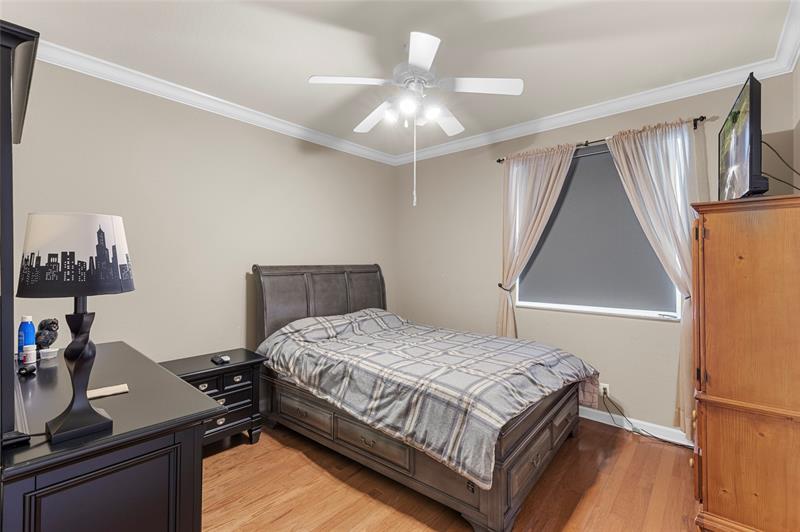 Image 29 of 97 For 18932 33rd Ct