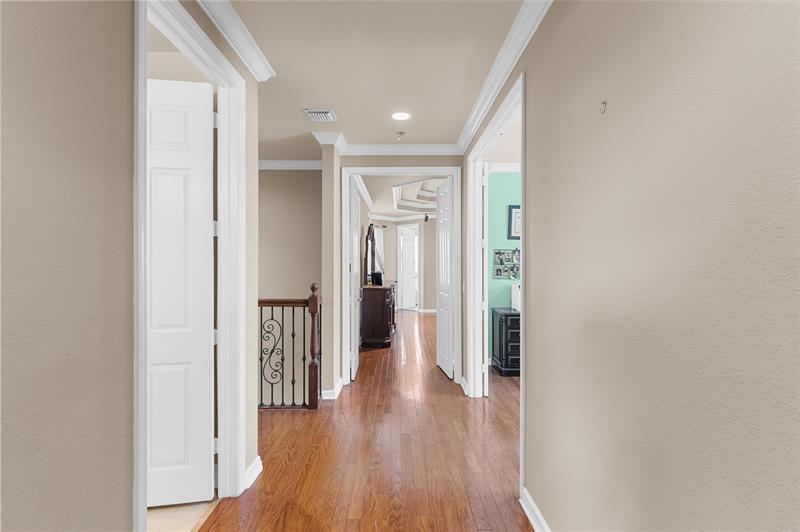 Image 31 of 97 For 18932 33rd Ct