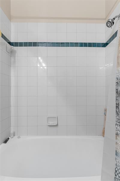 Image 36 of 97 For 18932 33rd Ct