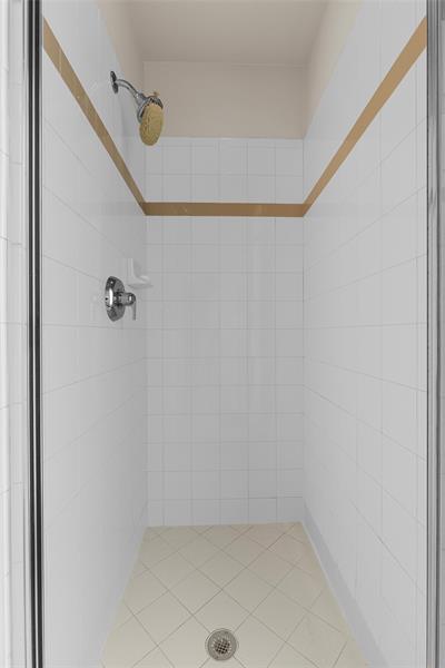 Image 55 of 97 For 18932 33rd Ct