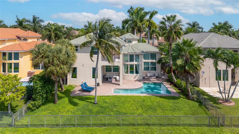 Image 68 of 97 For 18932 33rd Ct