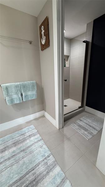 Image 12 of 23 For 720 Bayshore Dr  205
