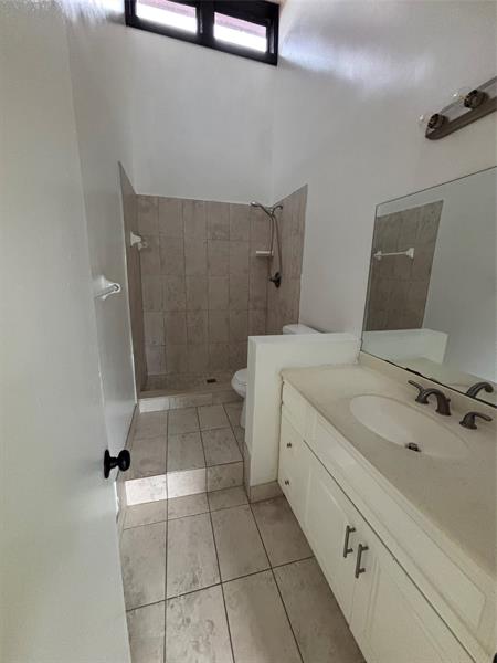 Image 20 of 33 For 6837 39th Dr