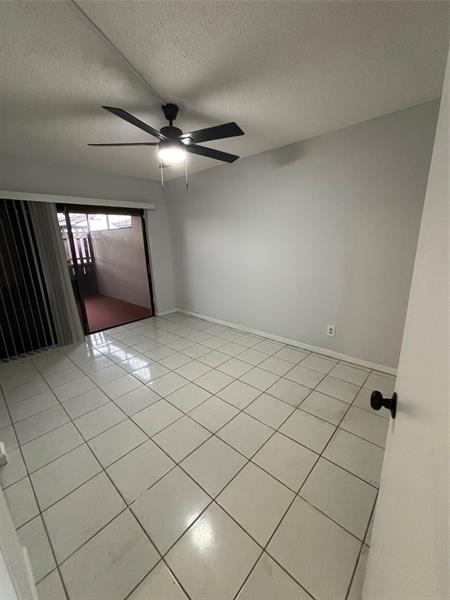 Image 28 of 33 For 6837 39th Dr