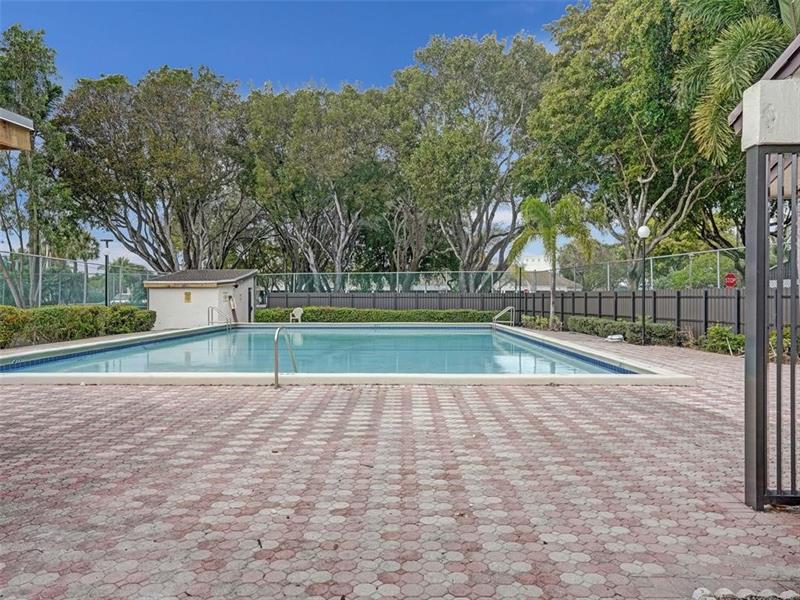 Image 33 of 33 For 6837 39th Dr