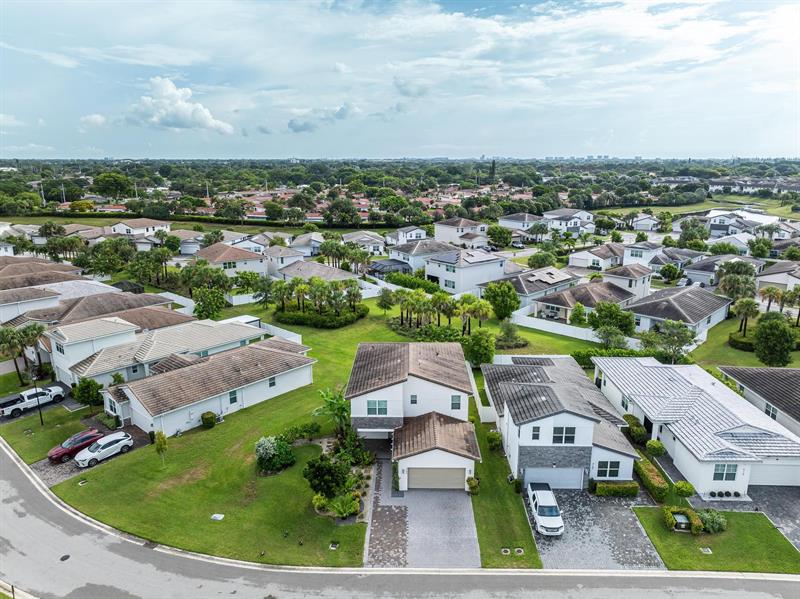 Image 37 of 53 For 4194 Marina Way