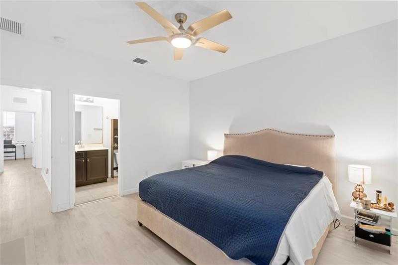 Image 12 of 33 For 4029 11th Drive