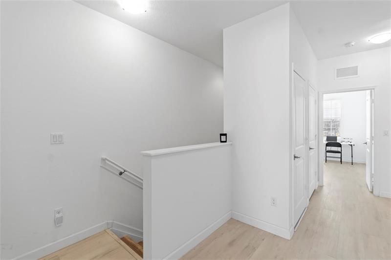 Image 17 of 33 For 4029 11th Drive