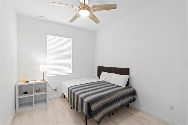 Image 20 of 33 For 4029 11th Drive