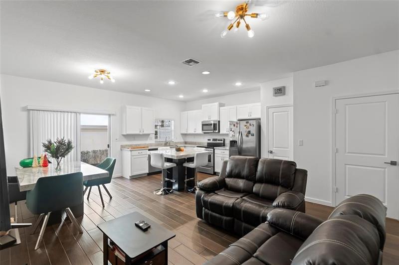 Image 7 of 33 For 4029 11th Drive