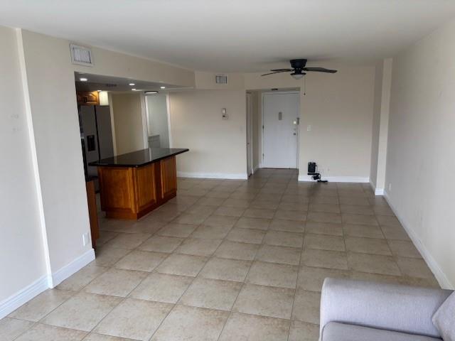 Image 6 of 24 For 800 Parkview Dr  714