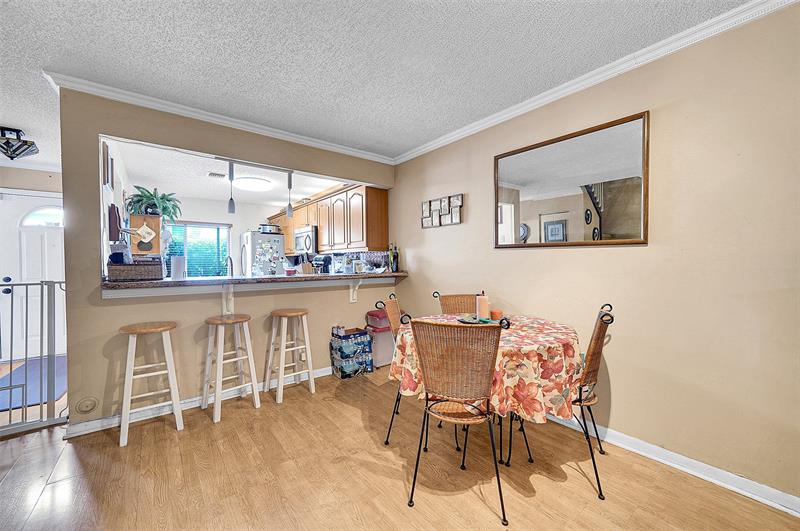 Image 14 of 17 For 809 Crystal Lake Dr  809