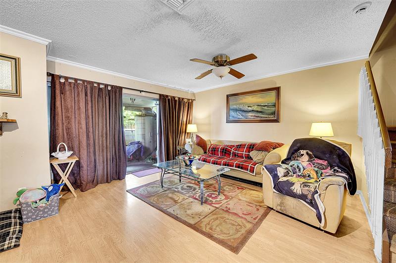 Image 15 of 17 For 809 Crystal Lake Dr  809