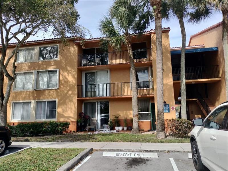 Details for 10781 Cleary Blvd  207, Plantation, FL 33324