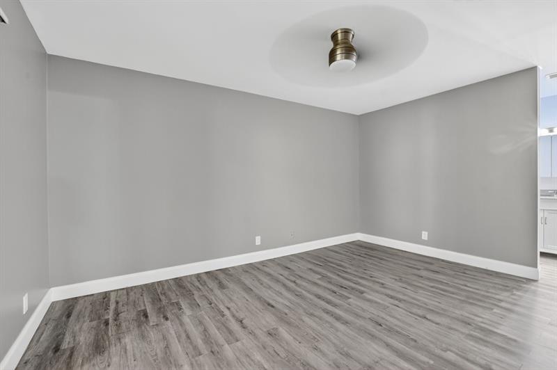 Image 17 of 47 For 3751 Cocoplum Cir  3564