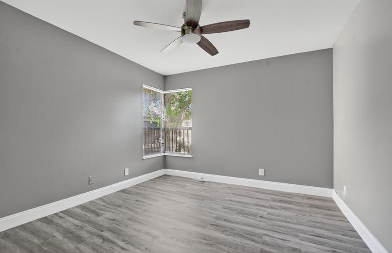 Image 23 of 47 For 3751 Cocoplum Cir  3564