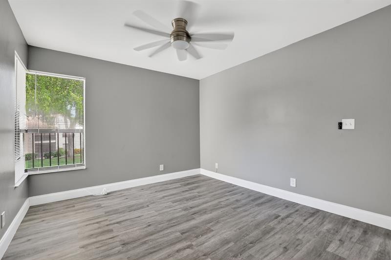 Image 25 of 47 For 3751 Cocoplum Cir  3564