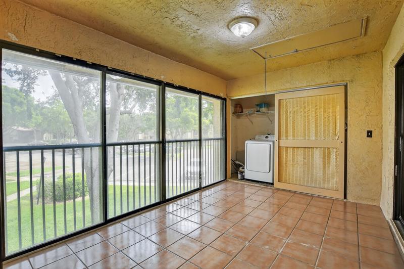 Image 31 of 47 For 3751 Cocoplum Cir  3564