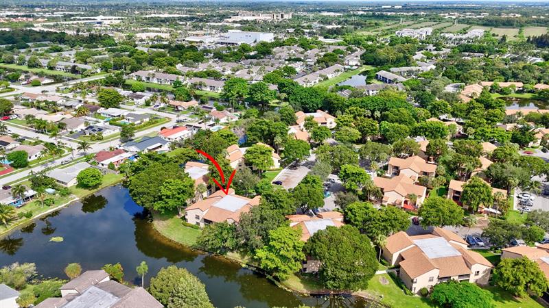 Image 42 of 47 For 3751 Cocoplum Cir  3564