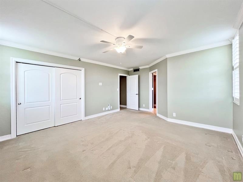 Image 37 of 66 For 3510 Oaks Way  601