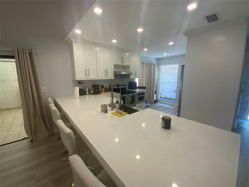 Image 10 of 21 For 1795 Satinwood Cr Circle  1795