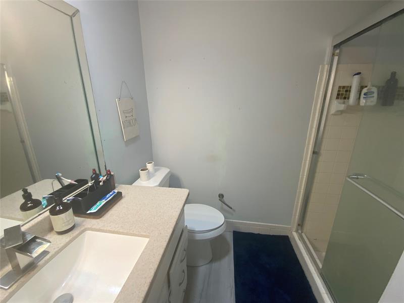 Image 16 of 21 For 1795 Satinwood Cr Circle  1795
