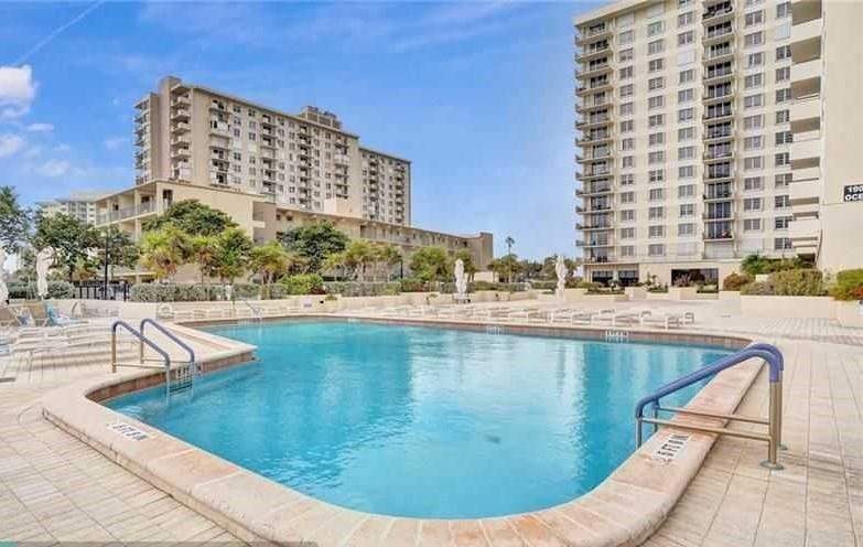 Image 28 of 29 For 1900 Ocean Blvd  16a
