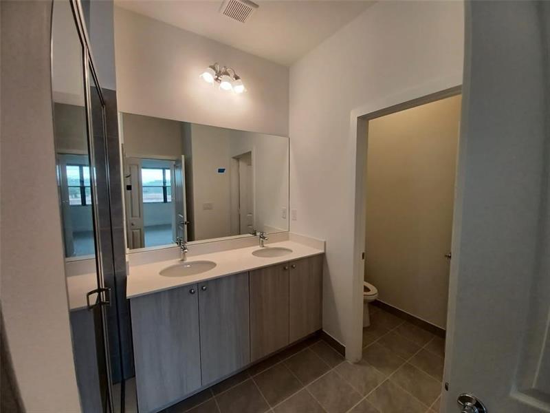 Image 16 of 26 For 5542 Agostino Way