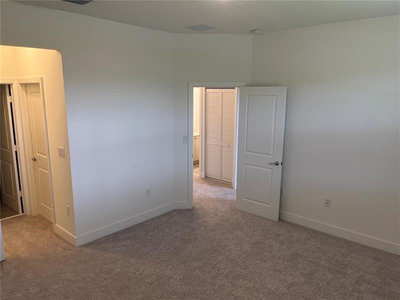 Image 19 of 26 For 5542 Agostino Way