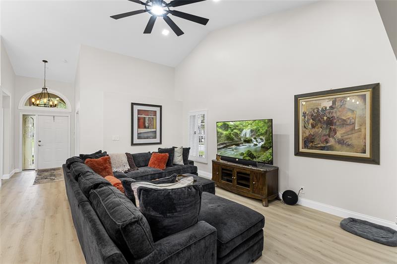 Image 15 of 39 For 2075 127th Ter