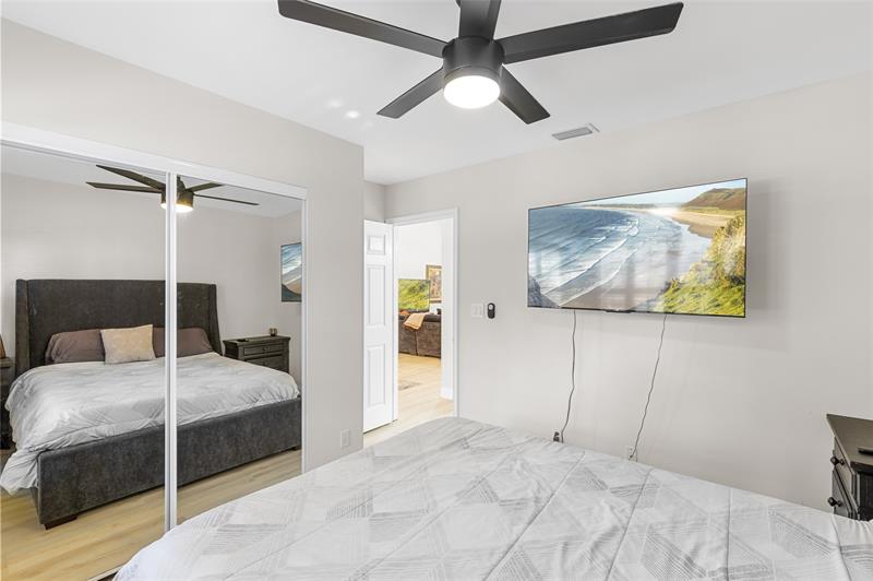 Image 25 of 39 For 2075 127th Ter