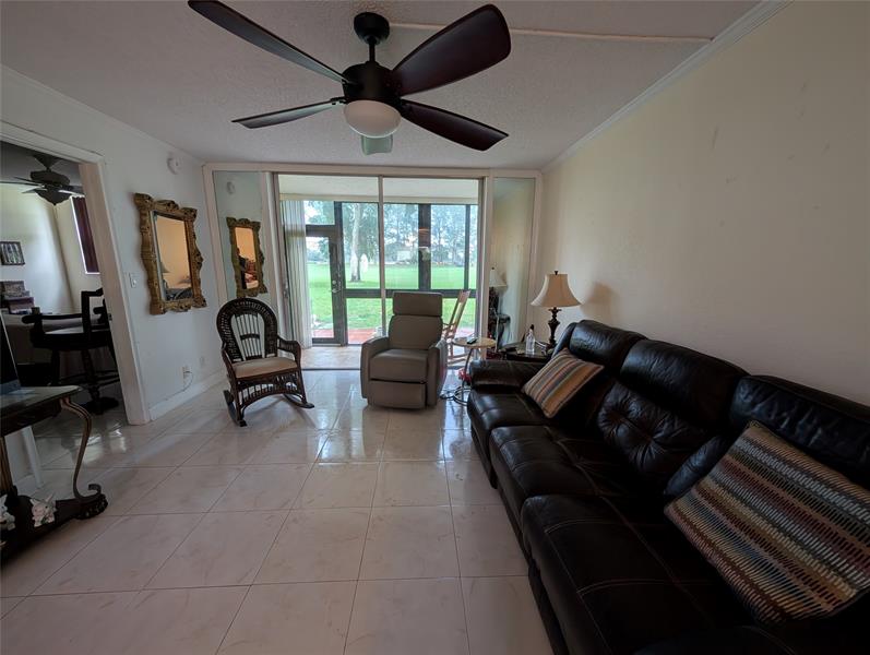 Details for 9300 Hollybrook Lake Dr  106, Pembroke Pines, FL 33025