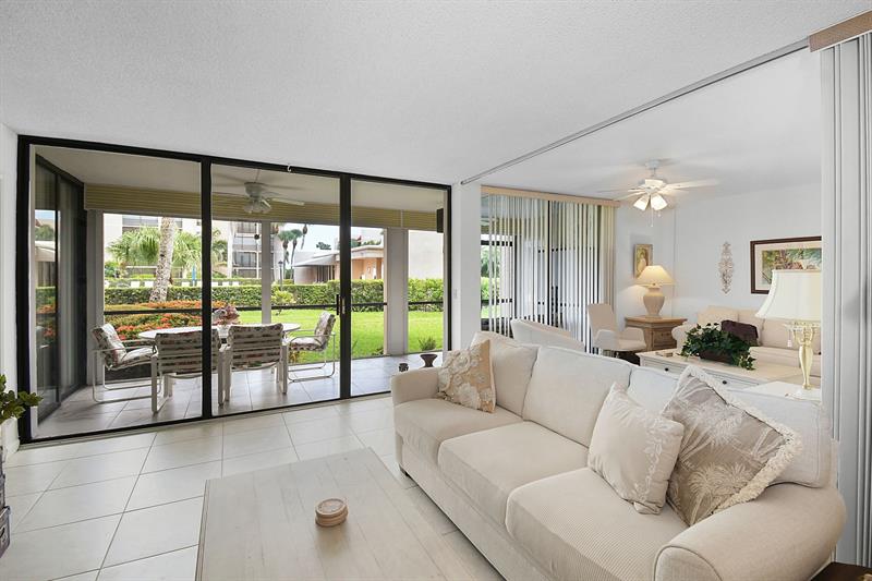 Image 19 of 32 For 3412 Causeway Blvd  103