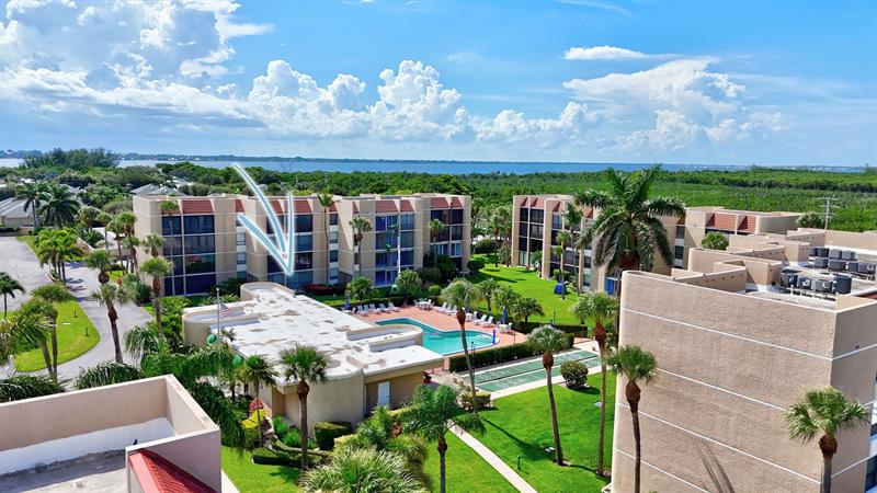 Image 27 of 32 For 3412 Causeway Blvd  103