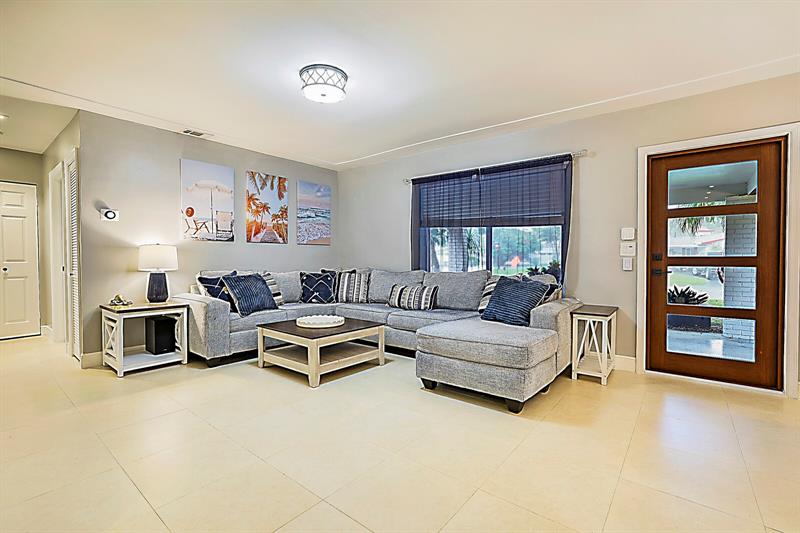 Image 6 of 23 For 1701 32nd Ct