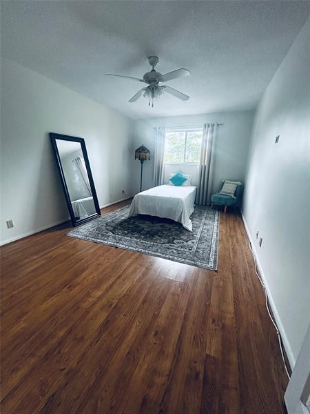 Image 18 of 42 For 251 Cypress Rd  120