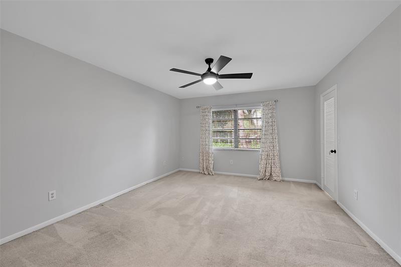 Image 21 of 38 For 21699 Cypress Rd  17d